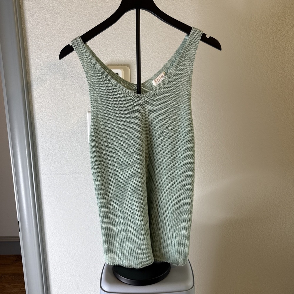 Fate Women Women's Knit Sweater V-Neck Green Size M